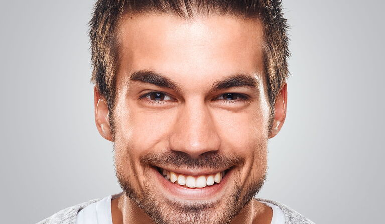 Large nose teaser picture