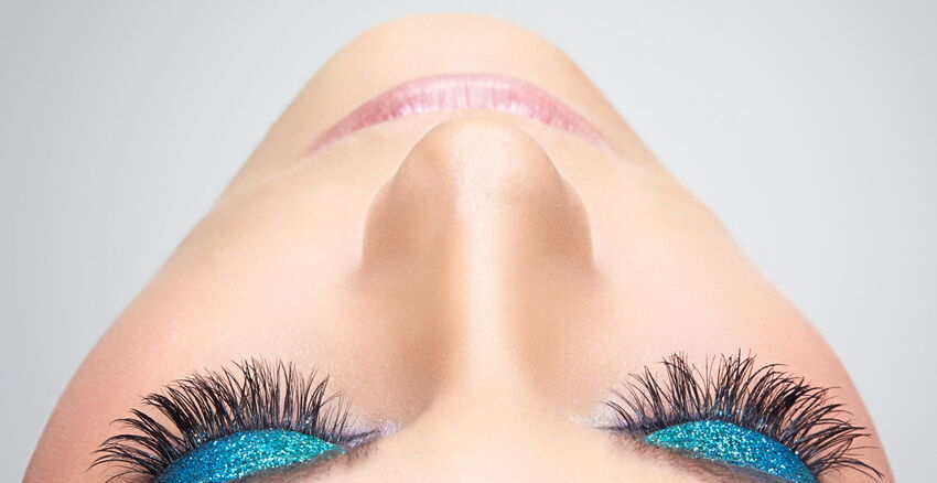 Aesthetic nose correction header picture