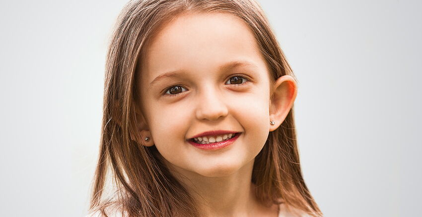 Ear pinning header picture