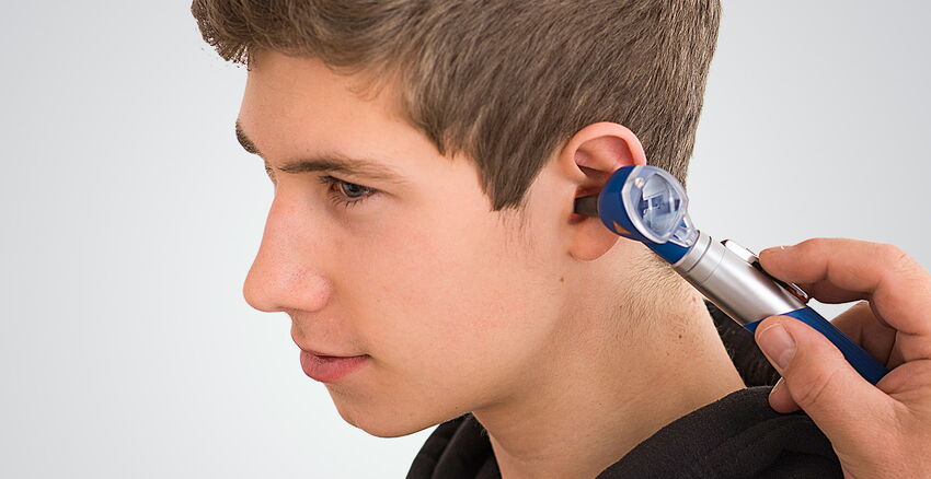 Simple canalplasty & widening of the auditory canal header picture